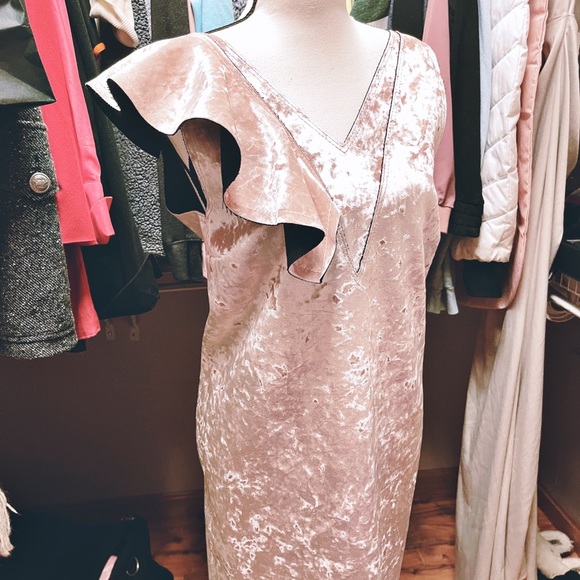 Auth. MSGM Light Pink Velvet NWT Sheath Dress - Picture 3 of 9